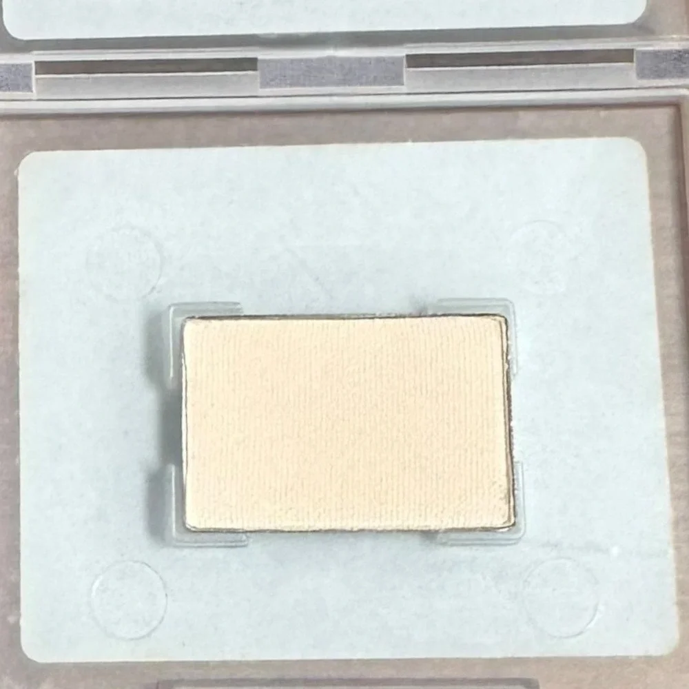 Mary Kay Mineral Eye Color Sweet Cream 013020 New .05 oz Matte Ivory Eyeshadow‎